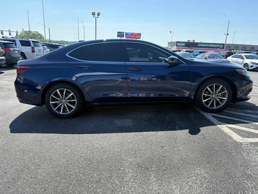 Used 2018 Acura TLX w/ Technology Package FWD image 6