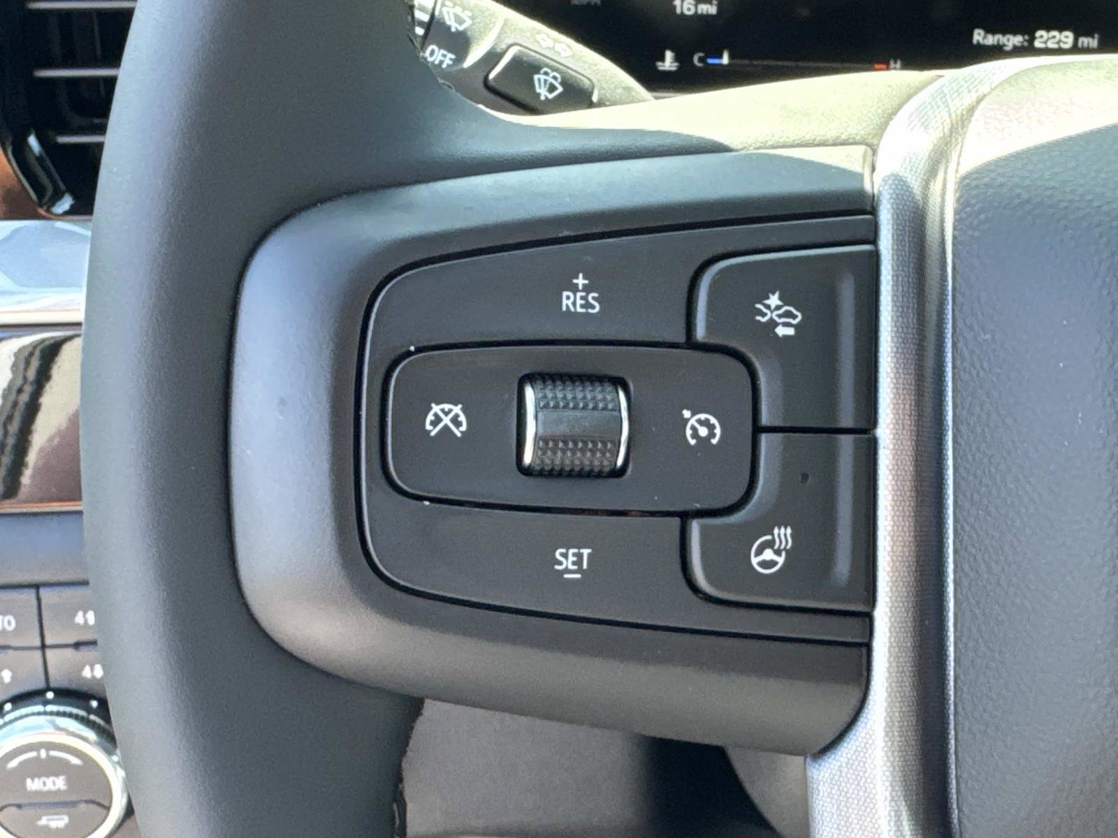 New 2026 GMC Sierra 2500 SLT w/ SLT Premium Package image 10