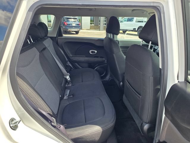 Used 2018 Kia Soul + FWD image 10