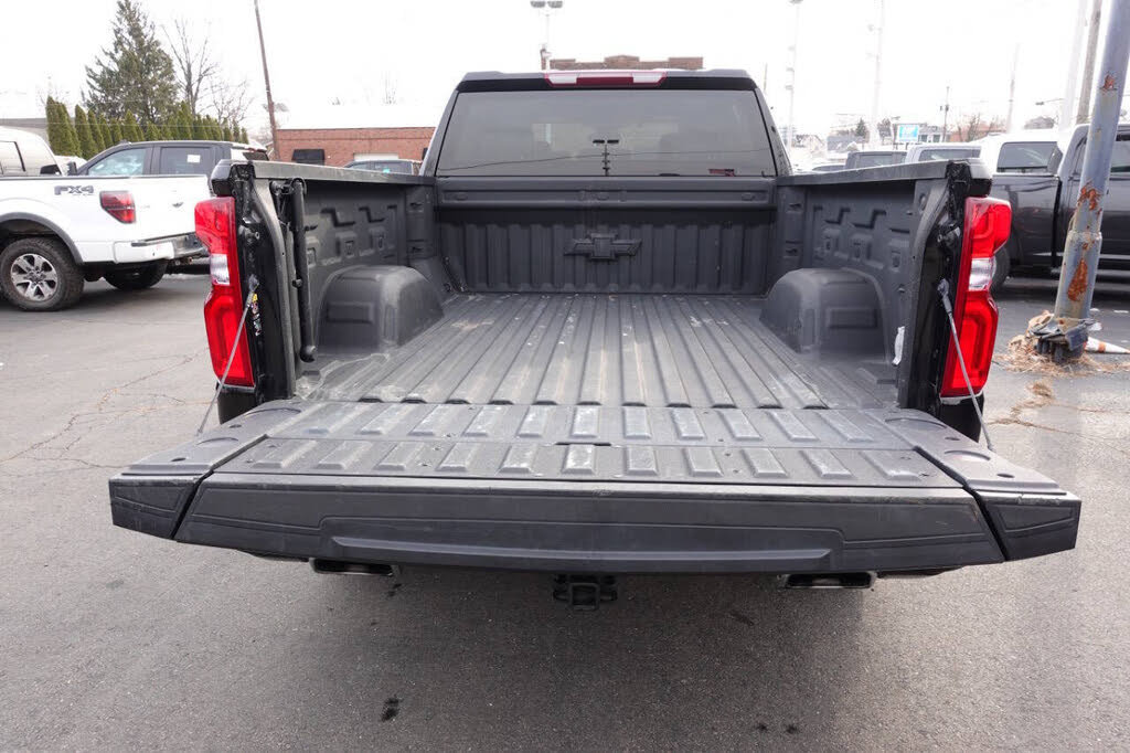 Used 2024 Chevrolet Silverado 1500 RST AWD/4WD image 29
