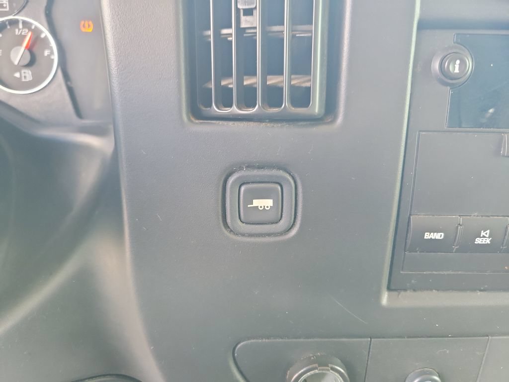 Used 2012 GMC Savana 1500 RWD image 33