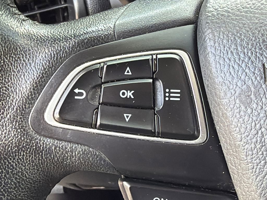 Used 2018 Ford EcoSport Titanium FWD image 25