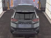 Used 2023 Nissan Rogue SV image 5