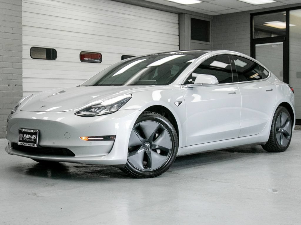 Used 2018 Tesla Model 3 Long Range AWD/4WD image 2