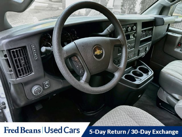 Used 2025 Chevrolet Express 3500 LT w/ LT Preferred Equipment Group RWD image 14