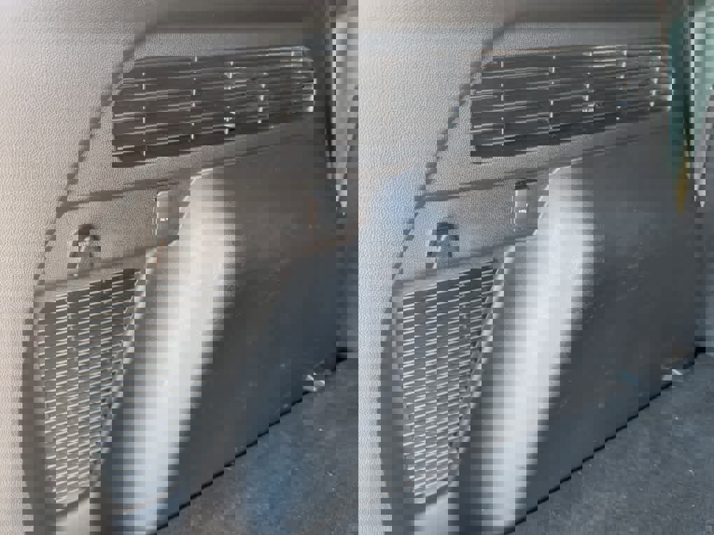 Used 2023 Ford Escape Platinum image 10