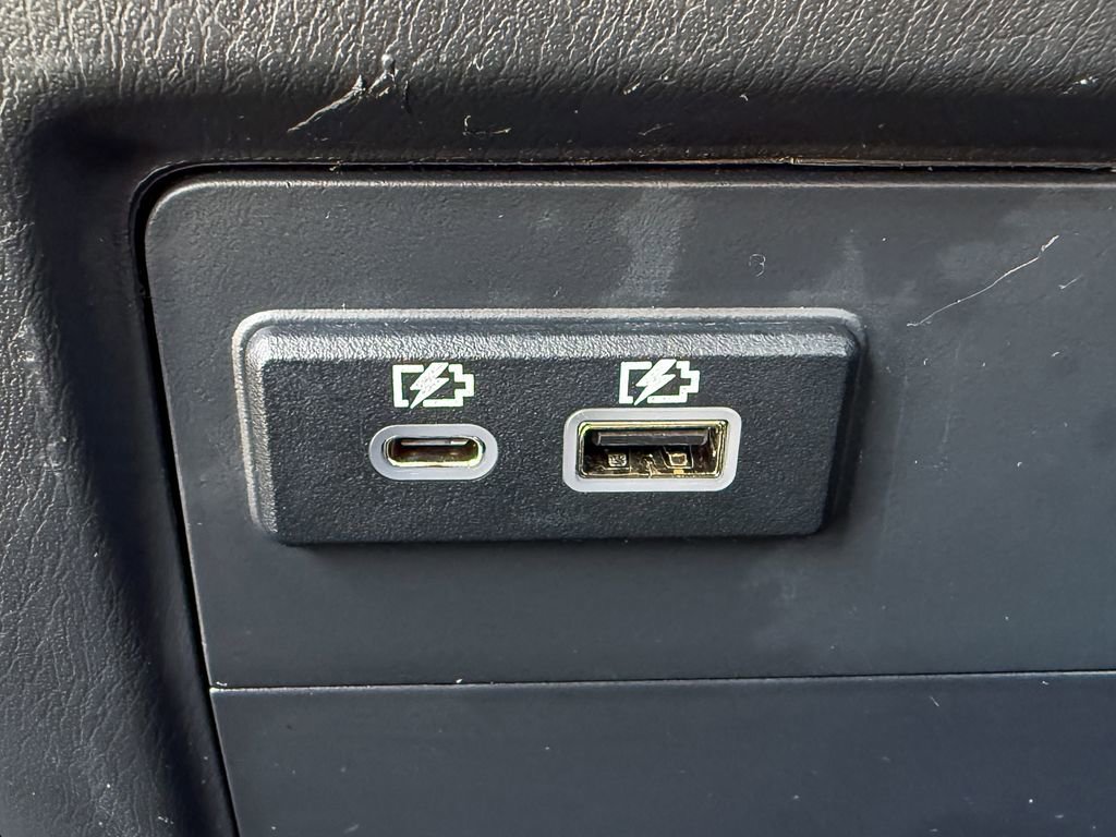 Used 2019 INFINITI QX60 Luxe w/ Essential Package image 38