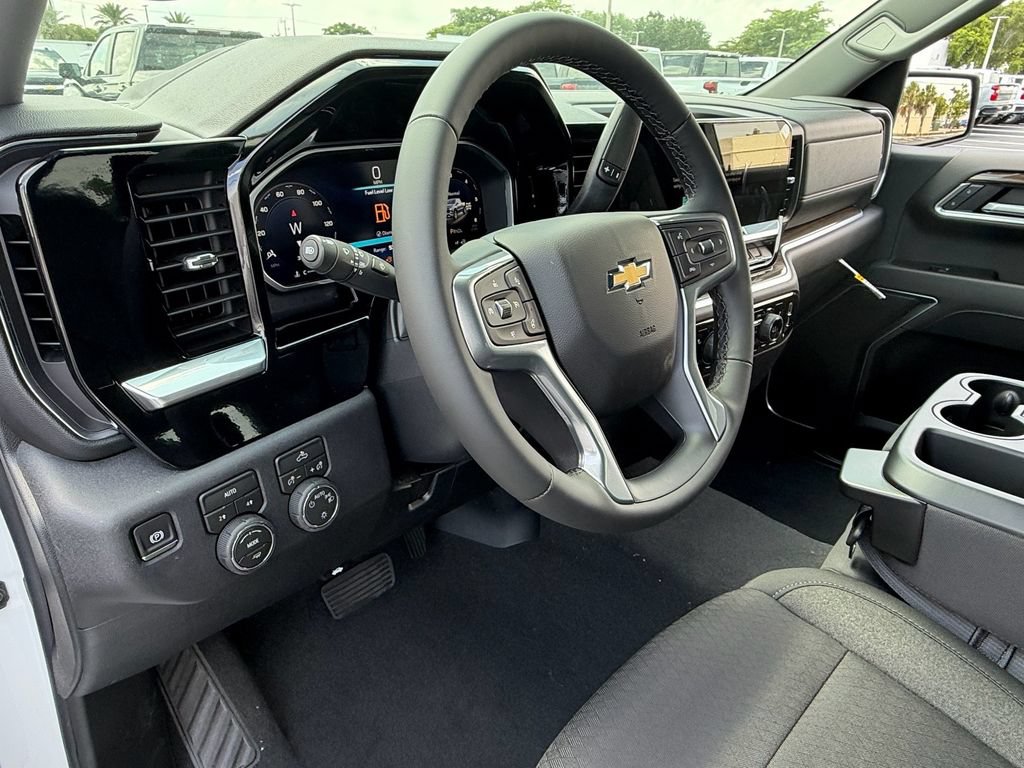 New 2026 Chevrolet Silverado 1500 LT AWD/4WD image 8