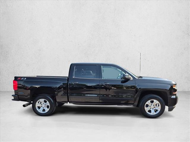 Used 2018 Chevrolet Silverado 1500 LT w/ All Star Edition AWD/4WD image 4