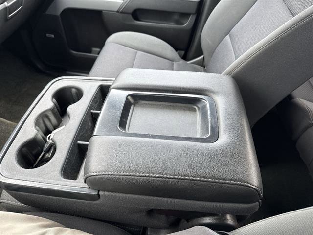 Used 2018 Chevrolet Silverado 1500 LT w/ Midnight Edition AWD/4WD image 49