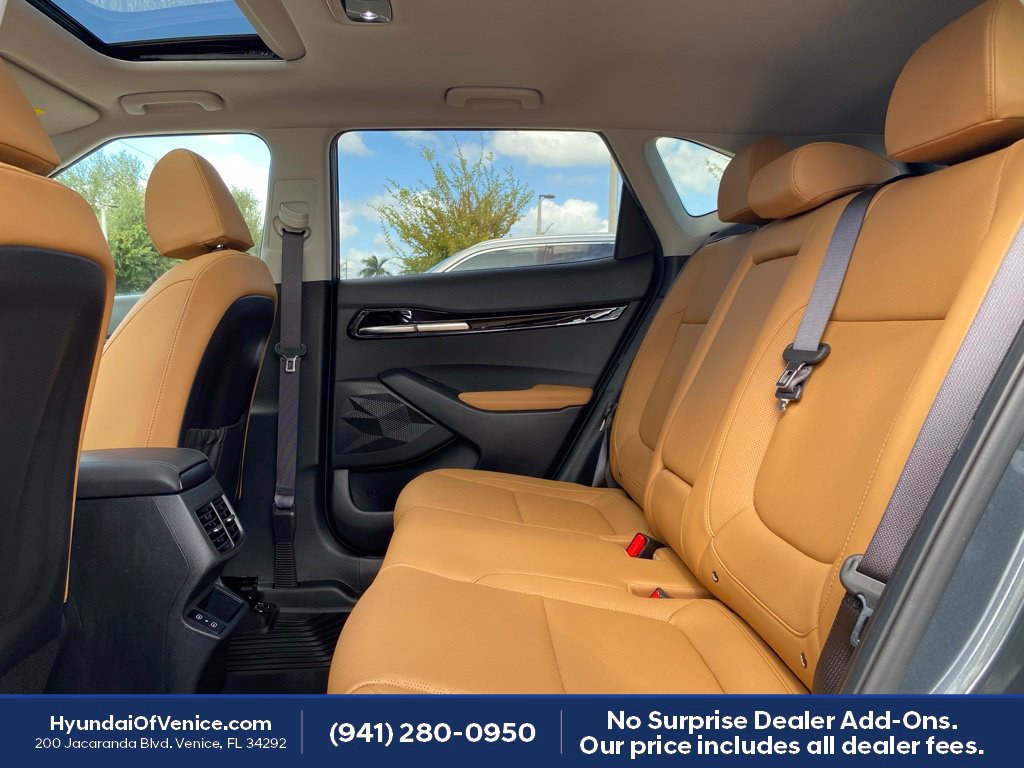 Used 2024 Kia Seltos EX AWD/4WD image 19