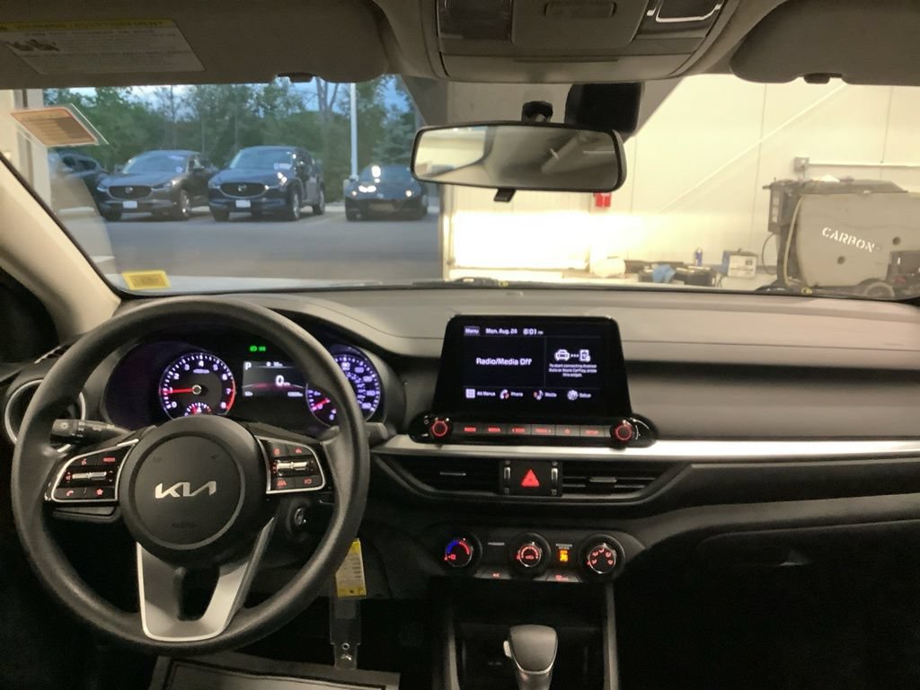 Certified 2024 Kia Forte LXS FWD image 6