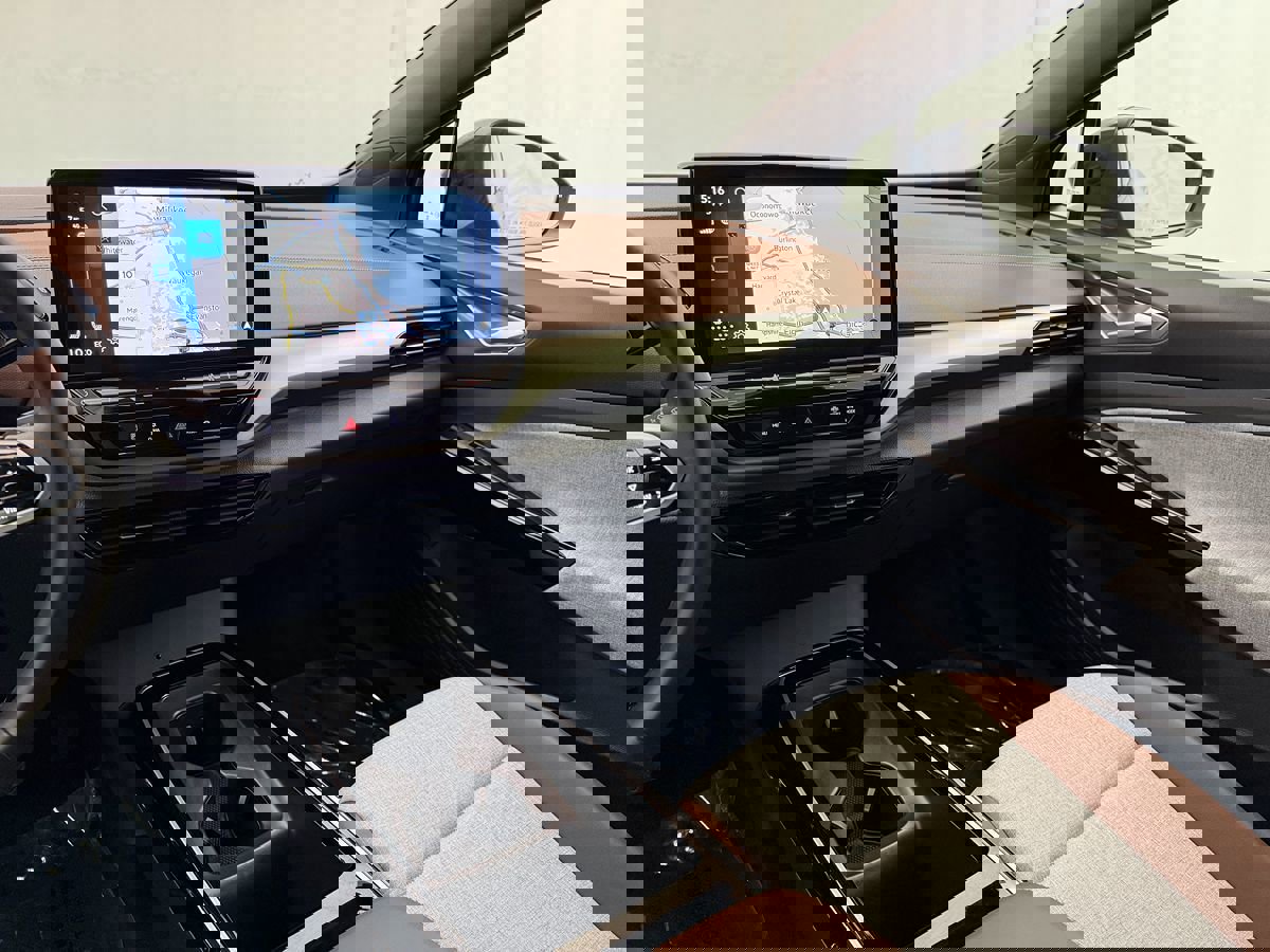 Used 2023 Volkswagen ID.4 Pro image 19