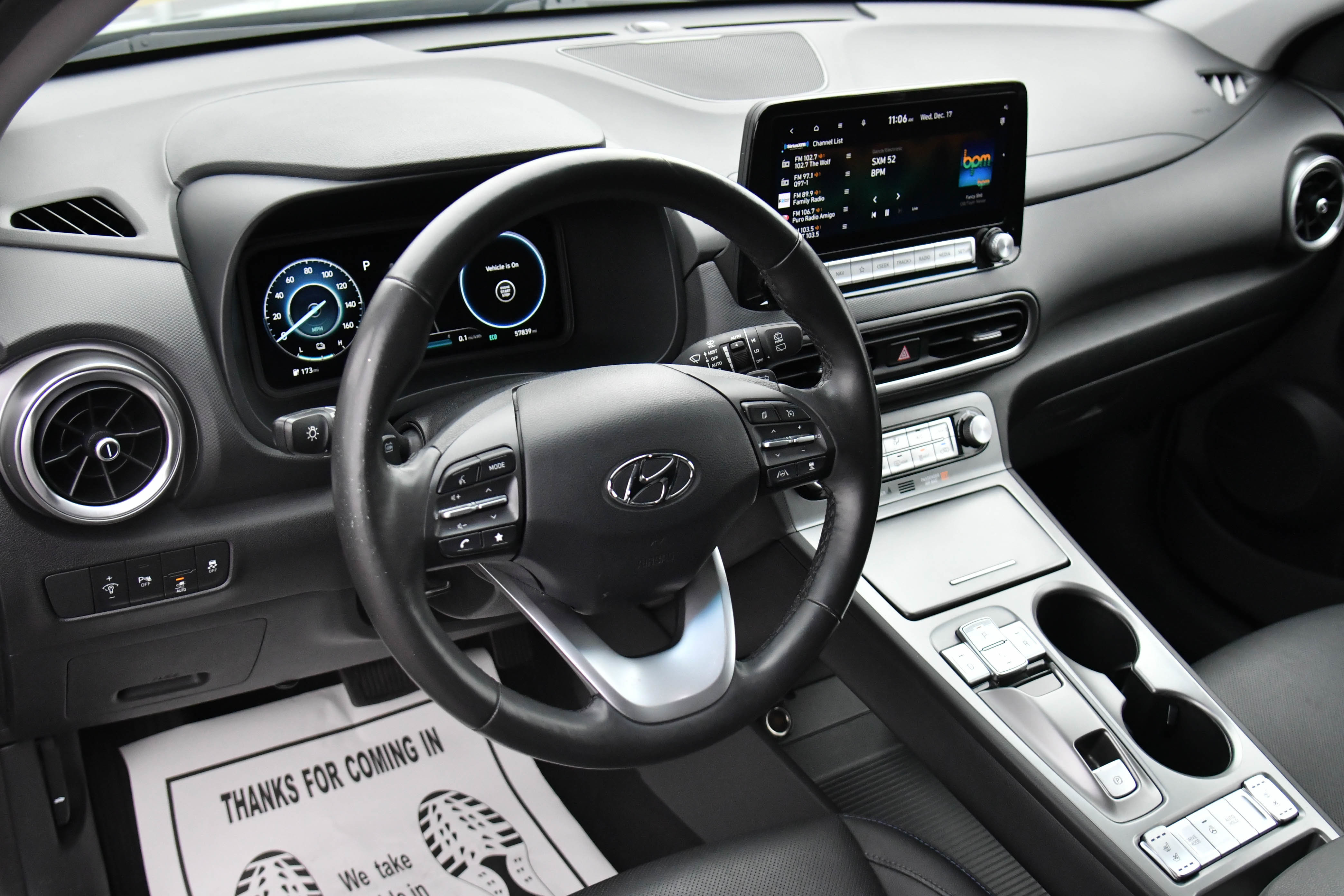 Used 2023 Hyundai Kona Limited image 16