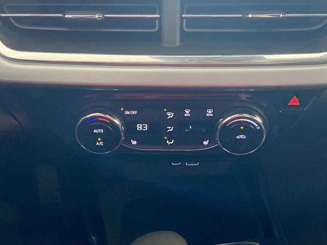 Used 2024 Chevrolet Trax LT w/ Driver Confidence Package FWD image 42