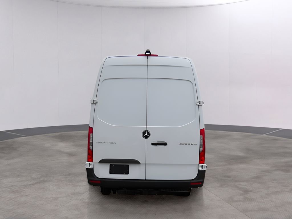 Used 2024 Mercedes-Benz Sprinter 3500 image 6