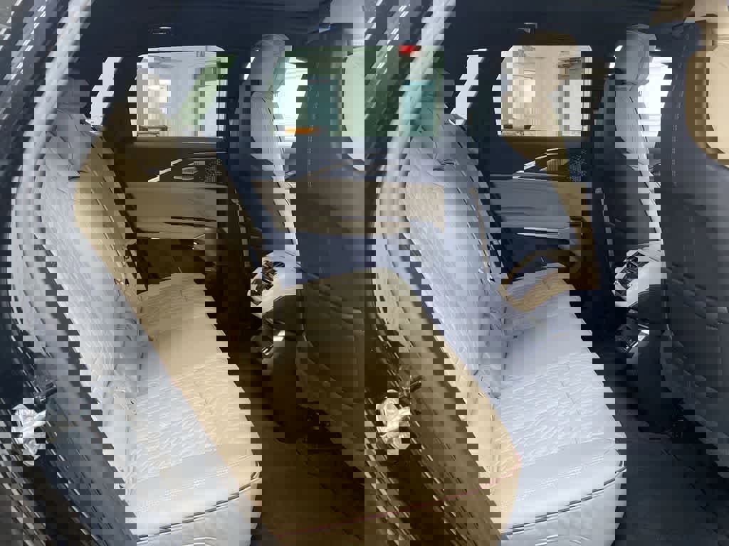 Certified 2024 Cadillac Lyriq Sport w/ Nappa Leather Package image 18