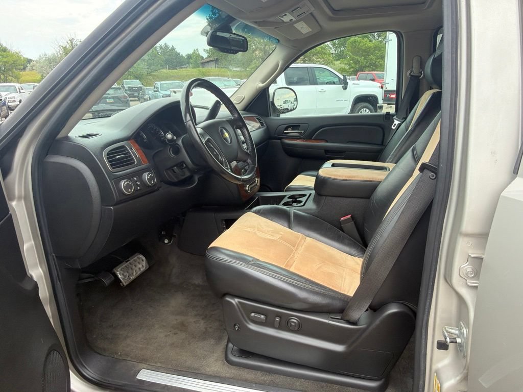 Used 2007 Chevrolet Tahoe LT w/ LT Preferred Equipment Group AWD/4WD image 23