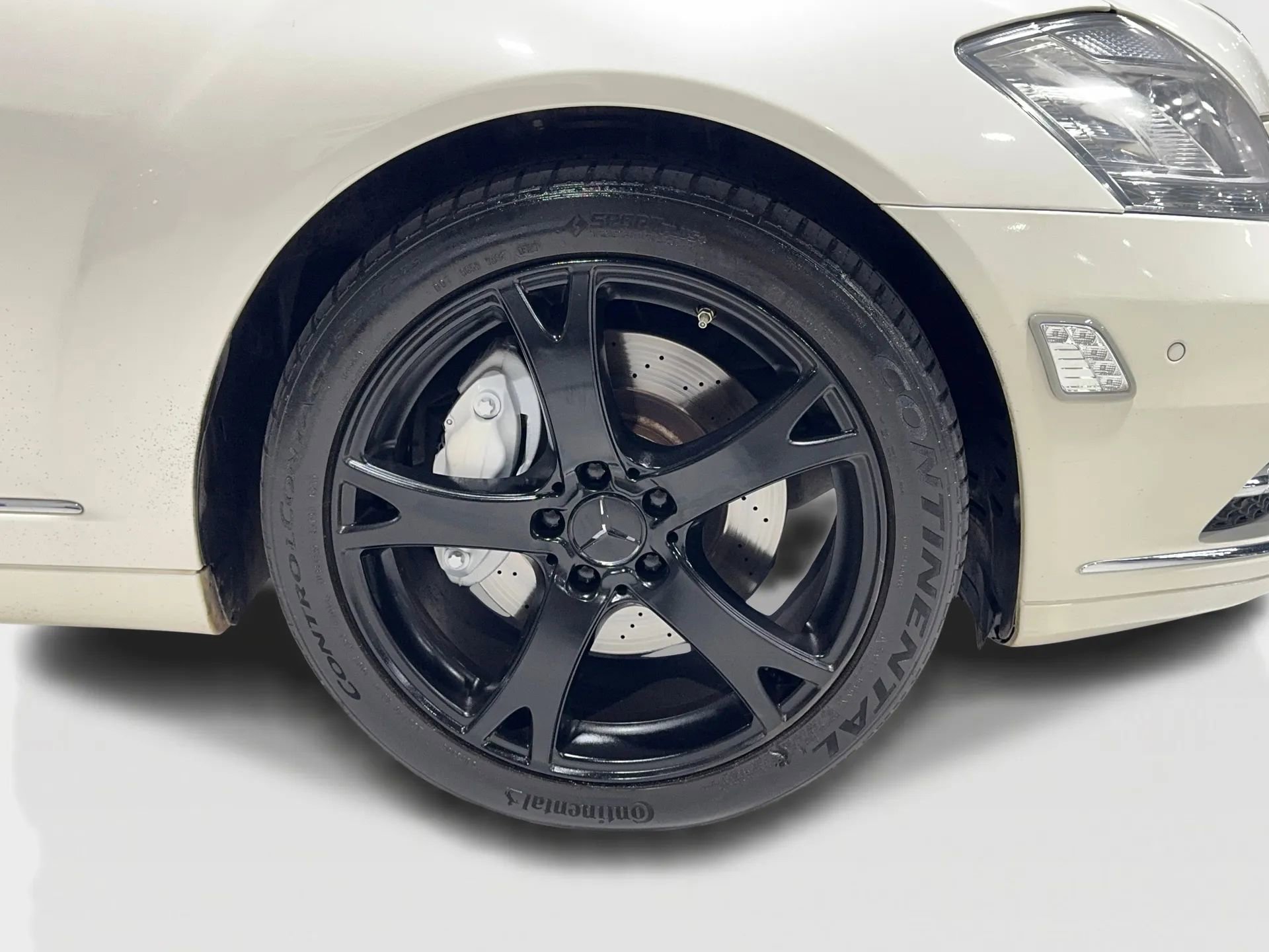 Used 2013 Mercedes-Benz S 550 image 35