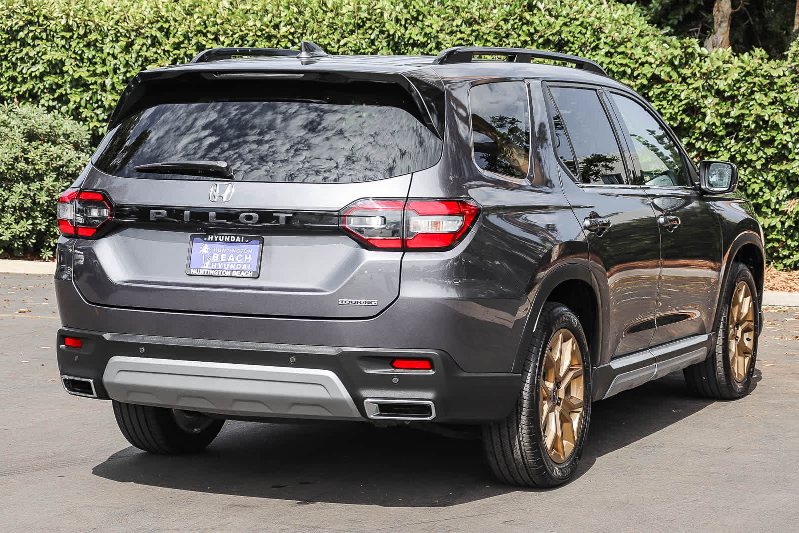 Used 2024 Honda Pilot Touring image 6