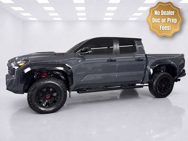 Used 2024 Toyota Tacoma TRD Pro AWD/4WD image 3