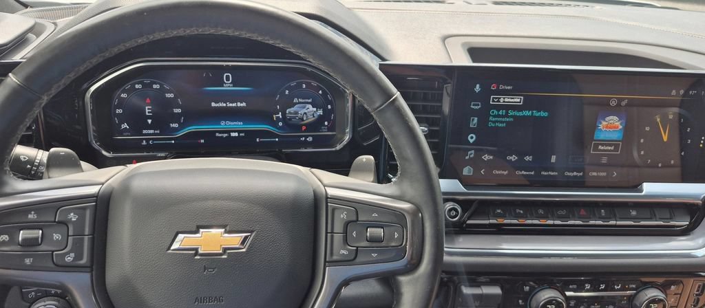 Used 2025 Chevrolet Silverado 1500 High Country w/ Technology Package AWD/4WD image 81