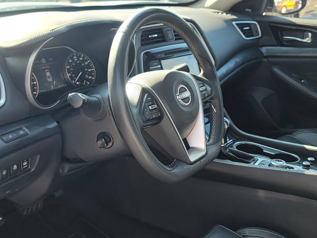 Used 2023 Nissan Maxima Platinum w/ Sport Mat Group FWD image 13