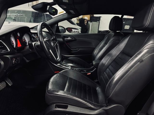 Used 2017 Buick Cascada Premium image 21