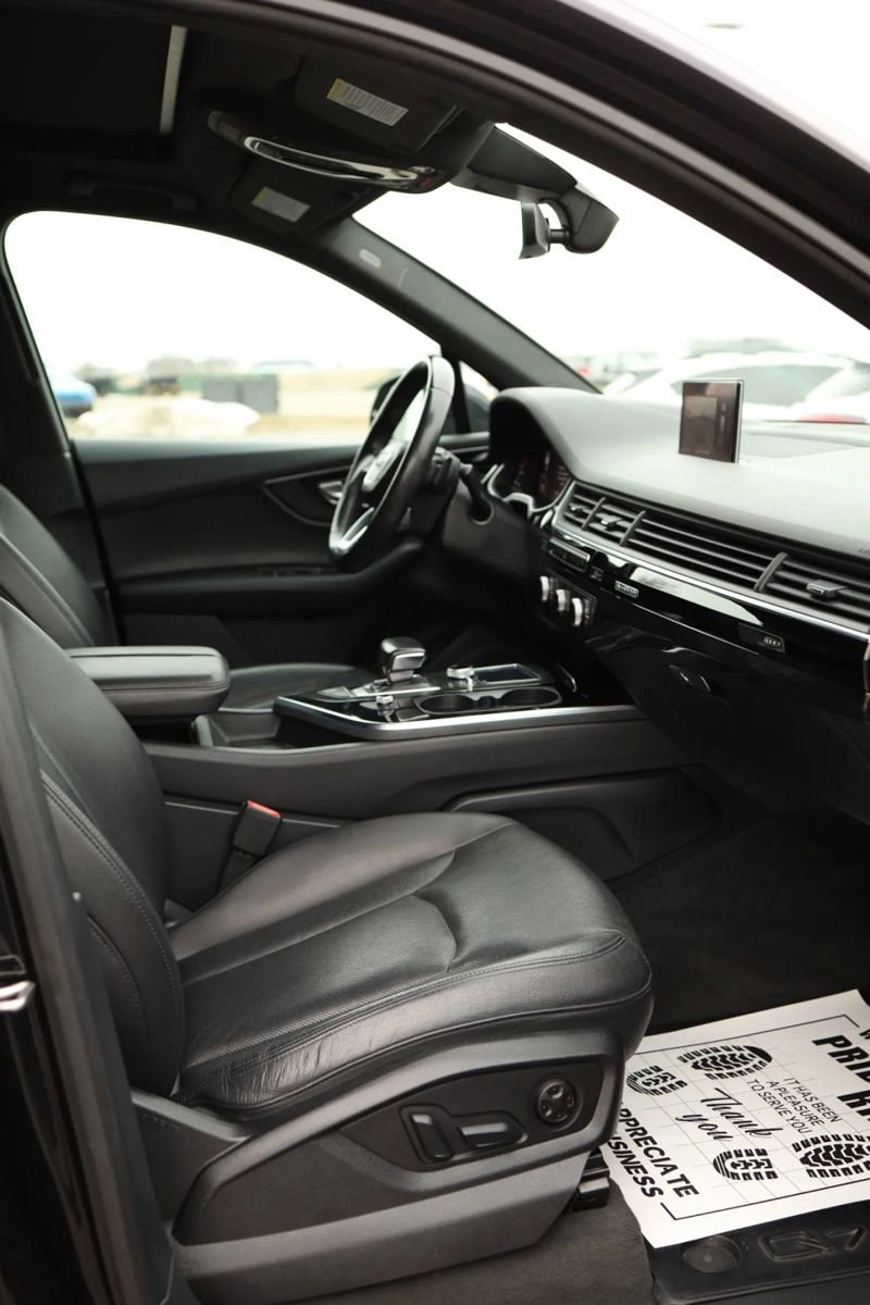 Used 2017 Audi Q7 3.0T Premium Plus w/ Premium Plus Package image 57
