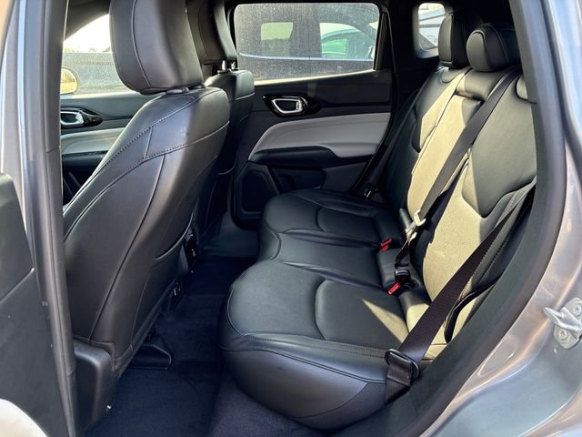 Used 2023 Jeep Compass Limited w/ Elite Group AWD/4WD image 9