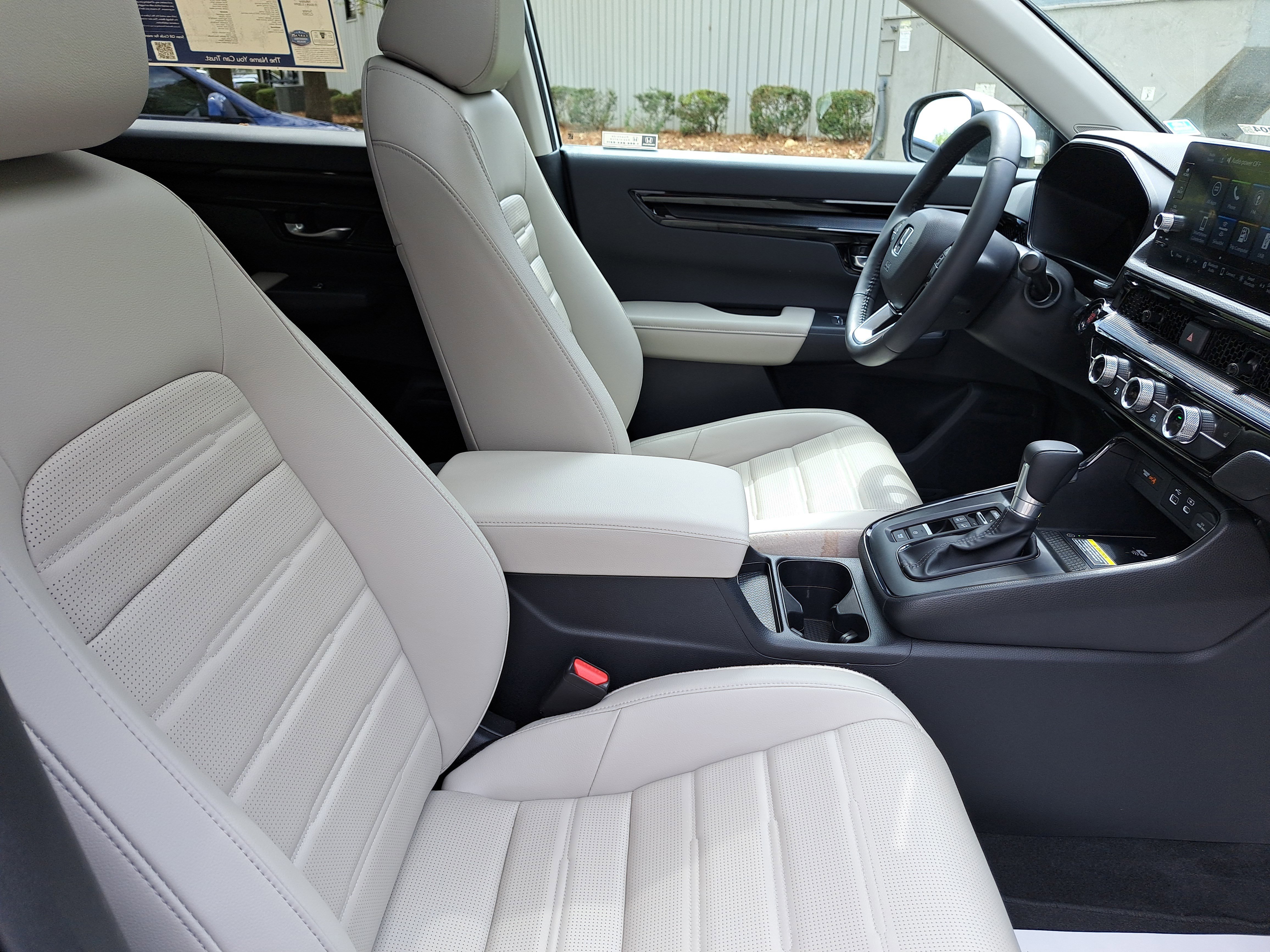 Used 2024 Honda CR-V EX-L image 10