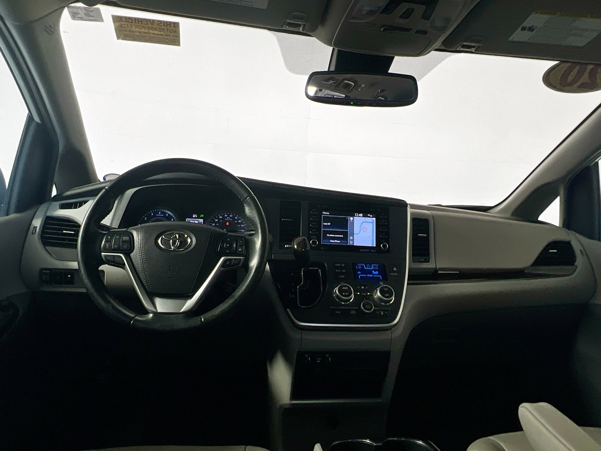 Used 2020 Toyota Sienna XLE image 29