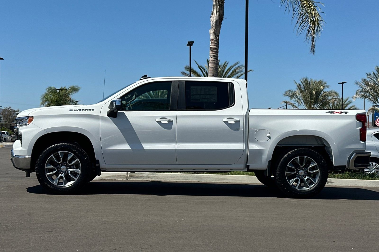 New 2026 Chevrolet Silverado 1500 LT w/ Safety Package AWD/4WD image 7