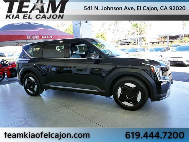 Certified 2024 Kia EV9 Light Long Range RWD image 10