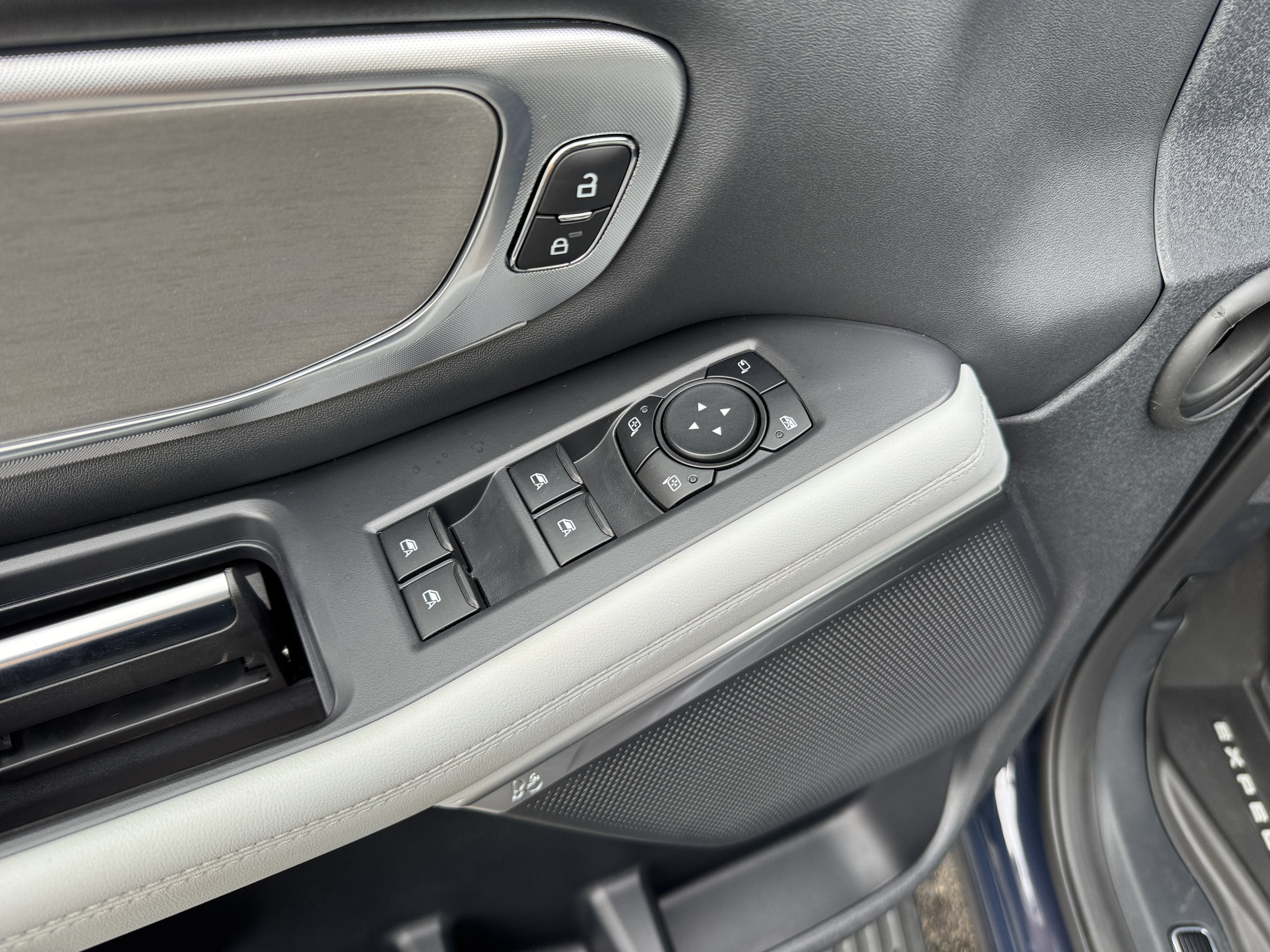 New 2027 Ford Expedition Max Platinum AWD/4WD image 9