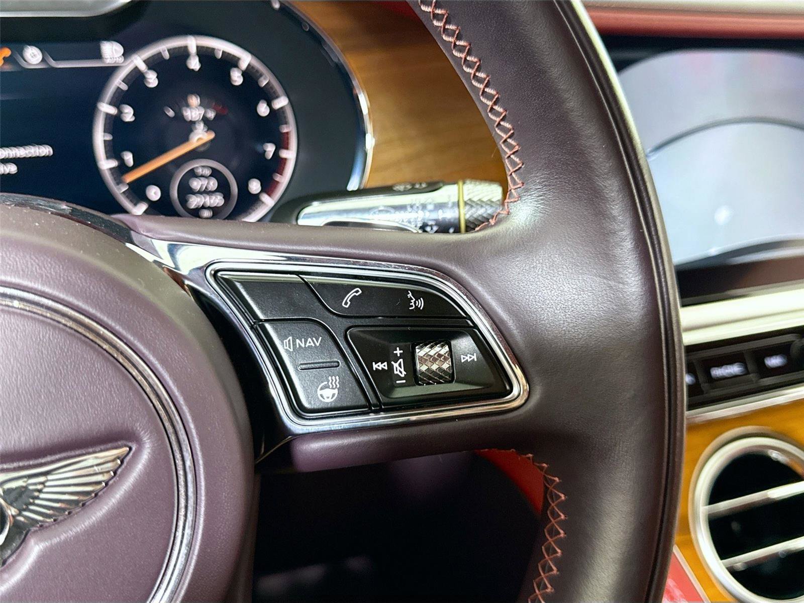 Used 2021 Bentley Continental GT image 24