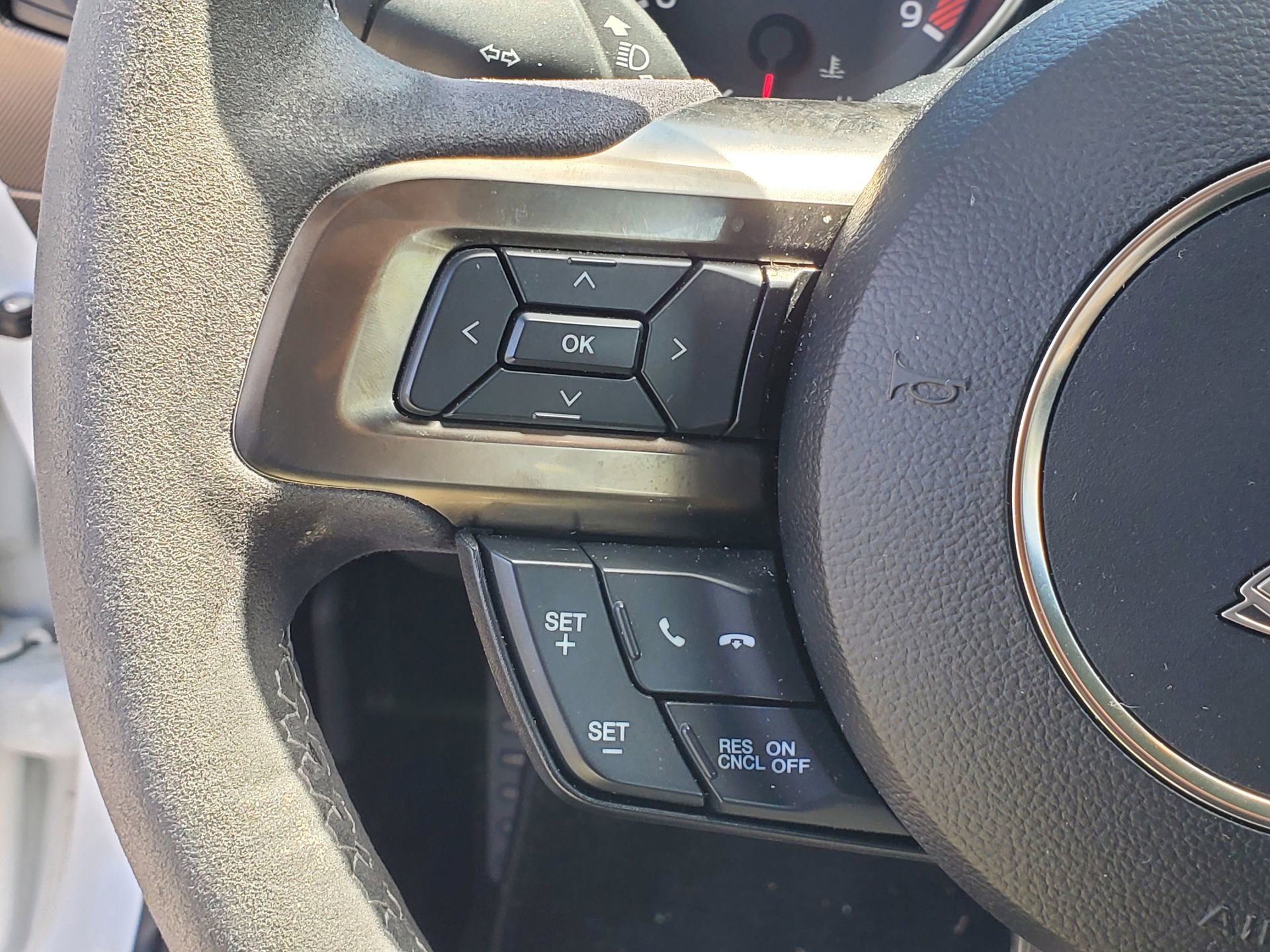 Used 2019 Ford Mustang Shelby GT350 w/ Technology Package RWD image 15