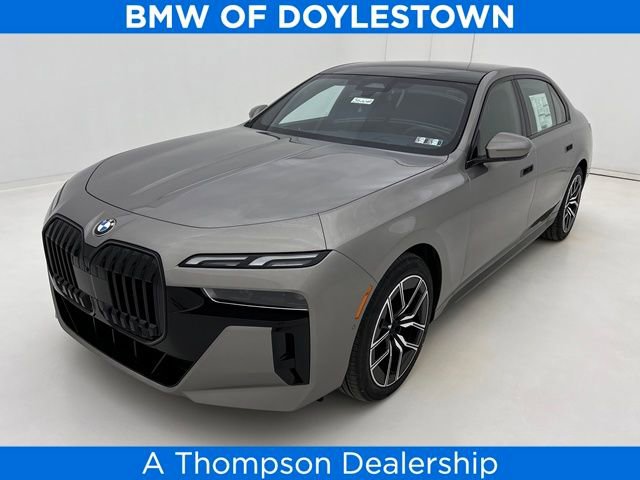 New 2026 BMW 740i xDrive image 1
