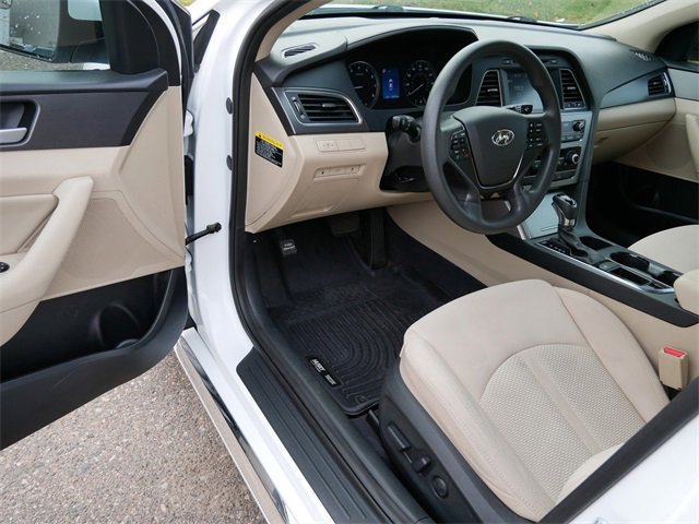 Used 2016 Hyundai Sonata Sport w/ Cargo Package image 12