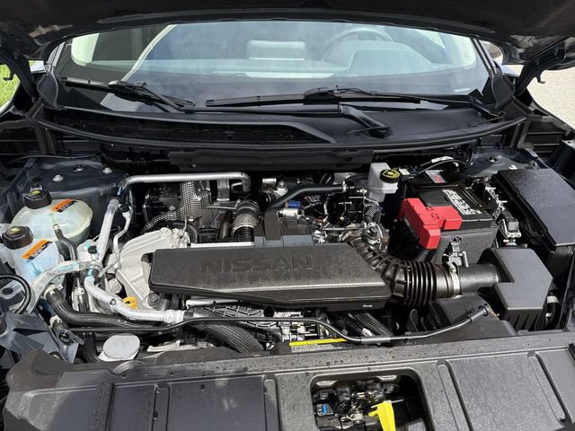 Certified 2026 Nissan Rogue SV w/ Cold Weather Package AWD/4WD image 14