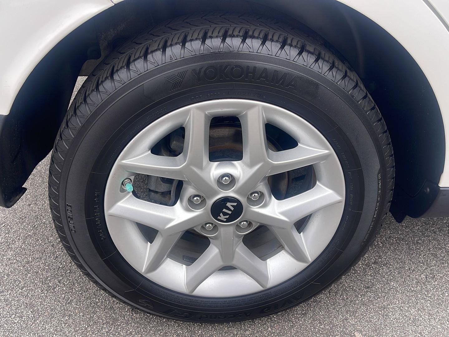 Used 2020 Kia Soul S FWD image 11