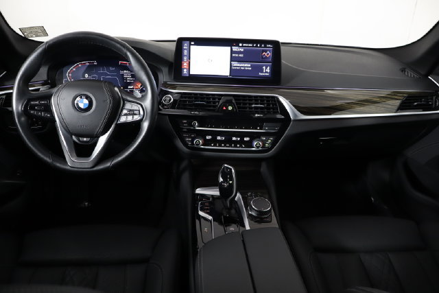 Used 2023 BMW 530i xDrive w/ Convenience Package AWD/4WD image 13