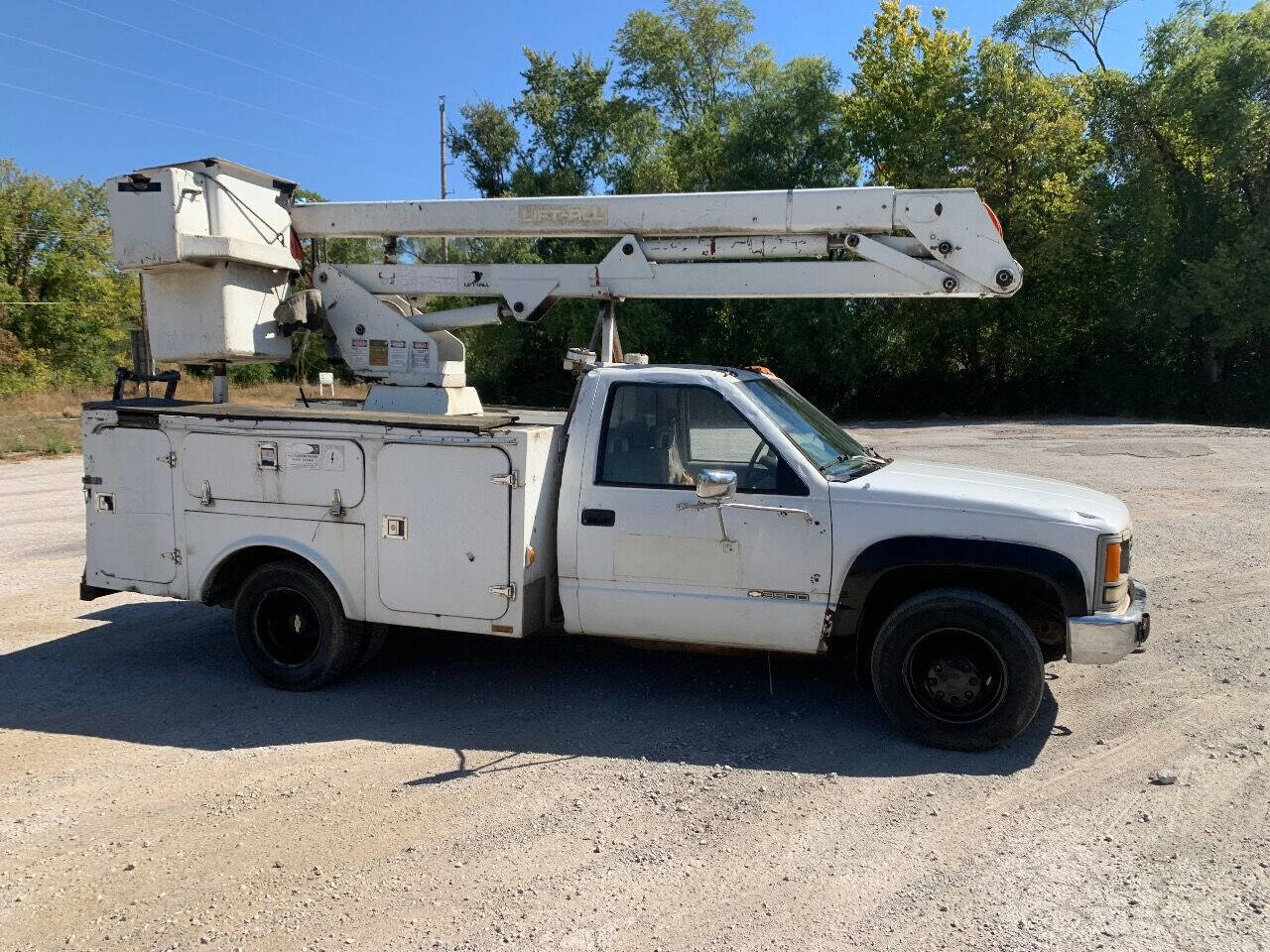 Used 1992 Chevrolet Silverado 3500 4x4 Regular Cab image 5