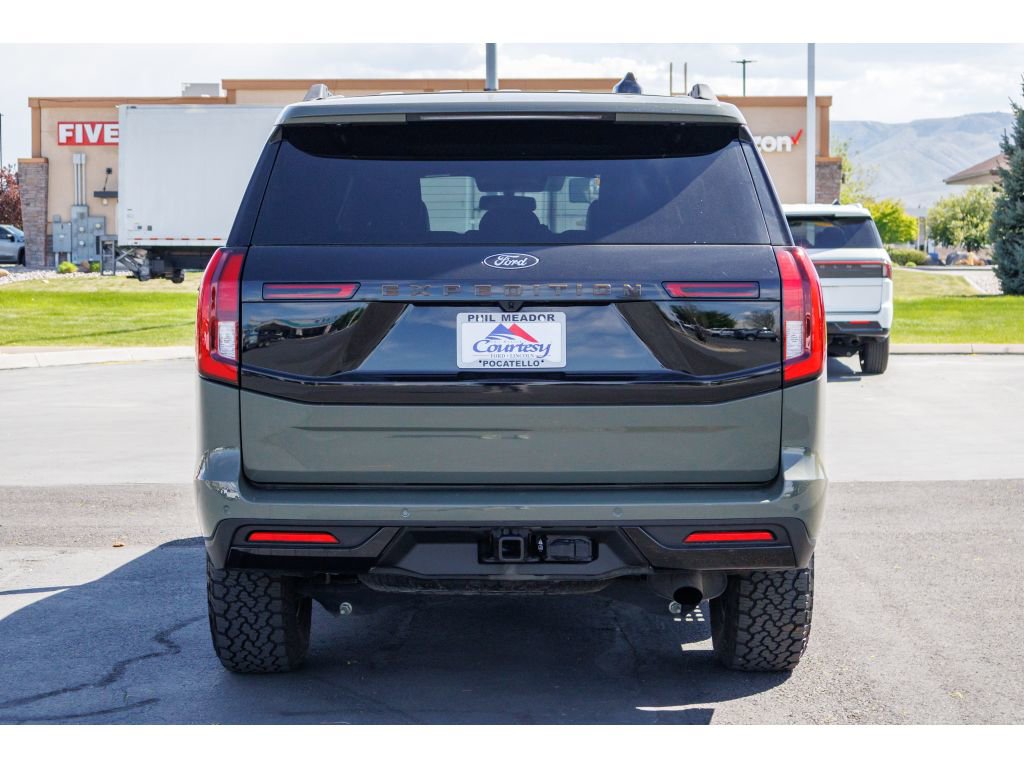 Used 2025 Ford Expedition Tremor AWD/4WD image 4