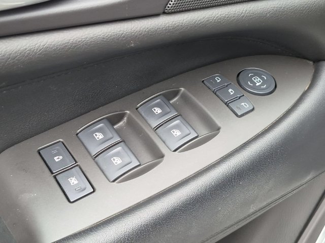 Used 2016 Cadillac Escalade Premium AWD/4WD image 16