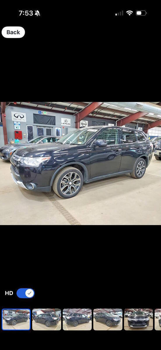 Used 2015 Mitsubishi Outlander GT AWD/4WD image 1