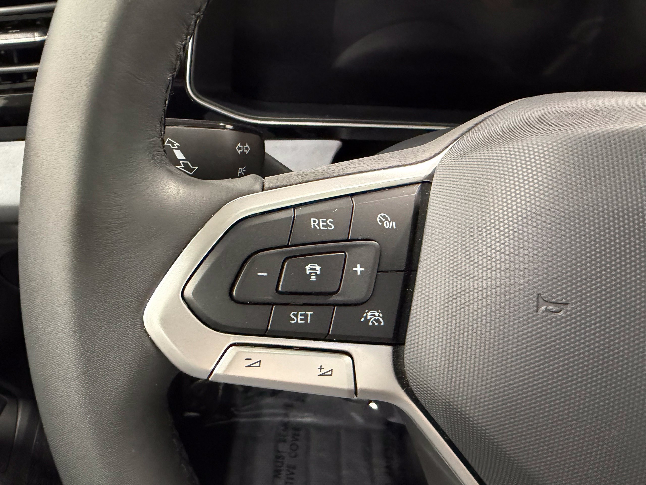 Certified 2026 Volkswagen Jetta SE FWD image 36