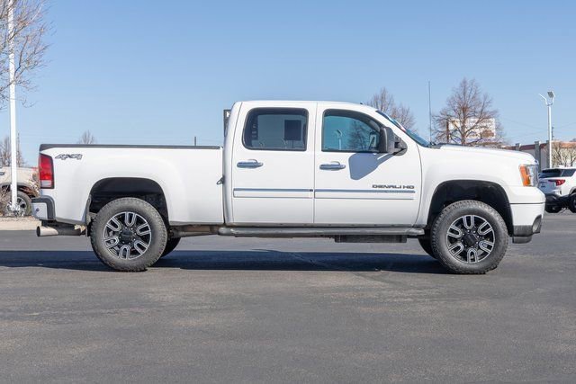 Used 2013 GMC Sierra 3500 Denali image 5