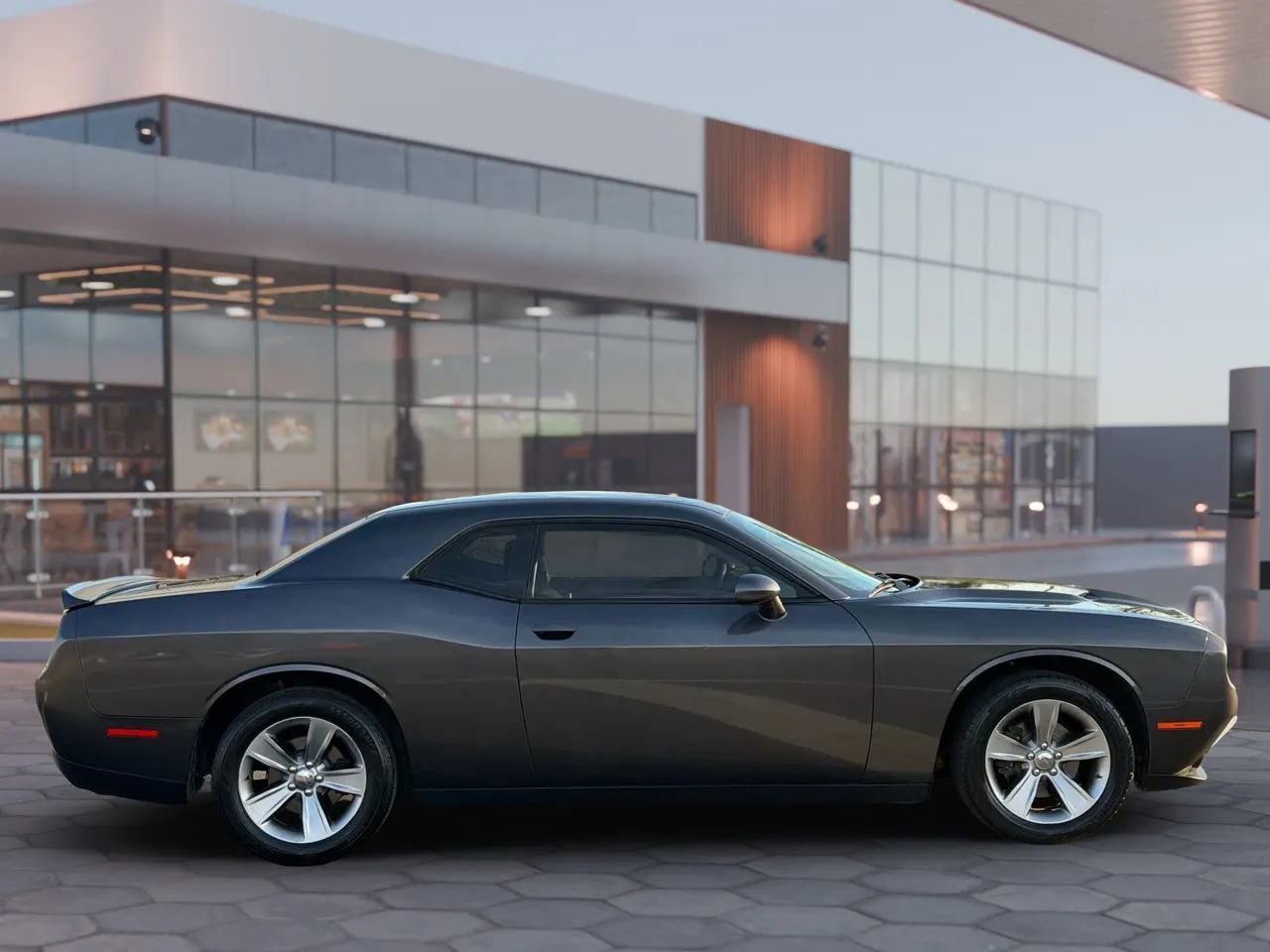 Used 2019 Dodge Challenger SXT image 12