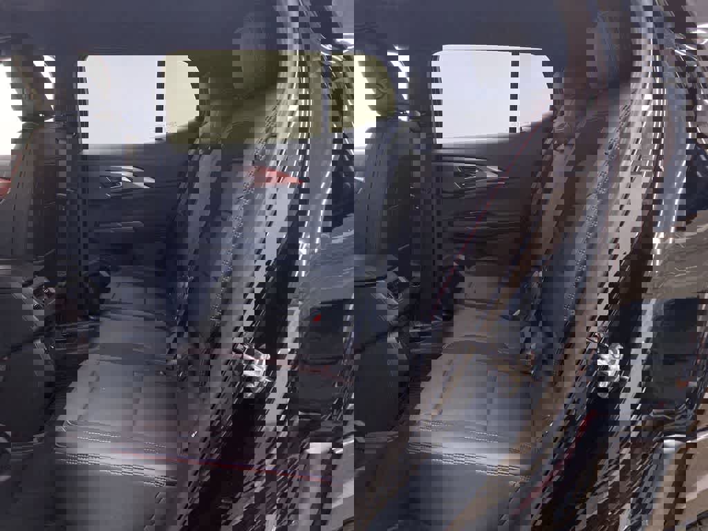 Used 2024 Chevrolet Equinox EV RS image 18